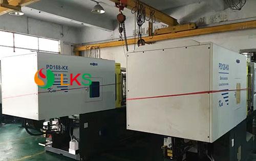 new  injection molding machine